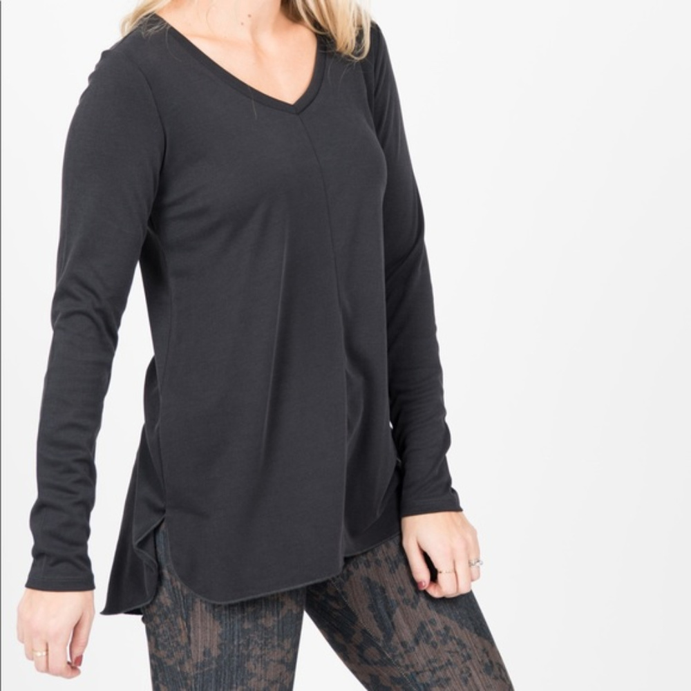 Vincent Curve Top Black - Mini Ribbed